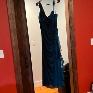 Gorgeous green ombré shimmer long dress - Size 16W